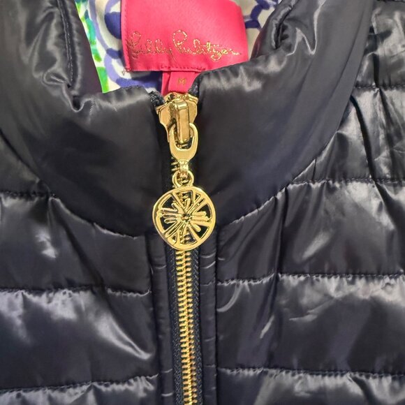 Lilly Pulitzer Elyn Puffer Vest With a Twist Navy Blue Size M - Picture 4 of 10